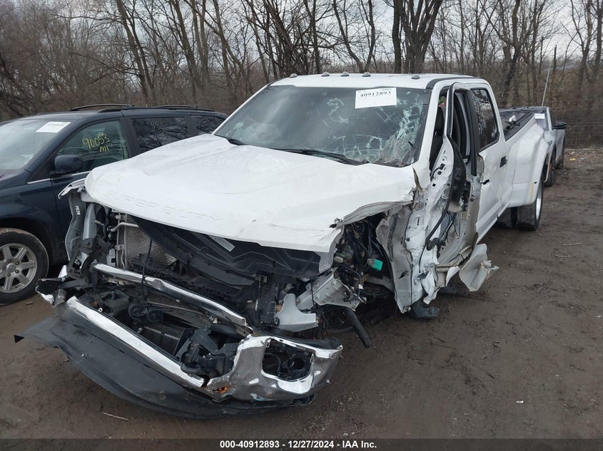 1FT8W4DTXNEF20374 2022 FORD F450 photo no. 2
