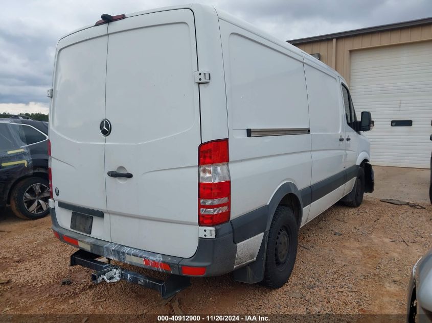 VIN WD3PE7DD4GP274190 2016 Mercedes-Benz Sprinter 2... no.4