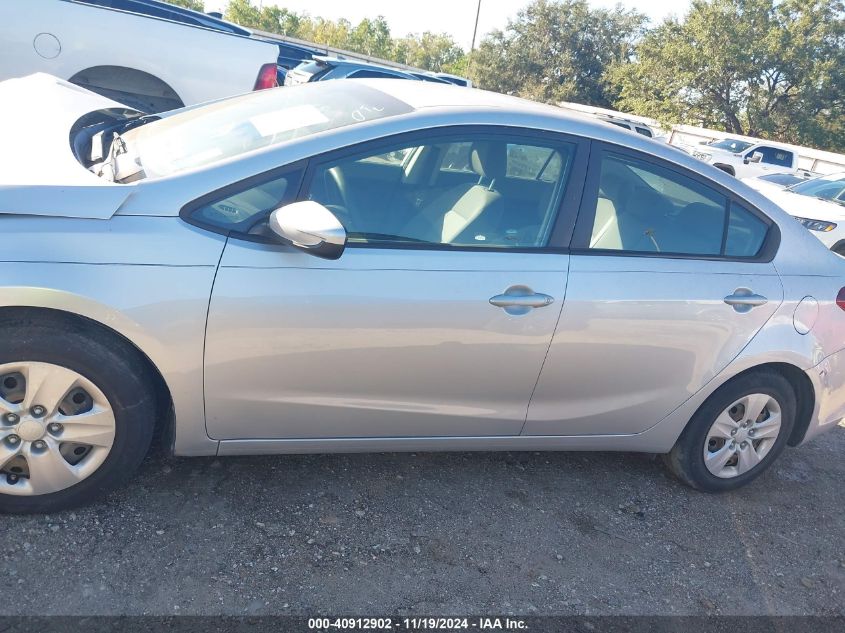 2018 Kia Forte Lx VIN: 3KPFK4A76JE225863 Lot: 40912902