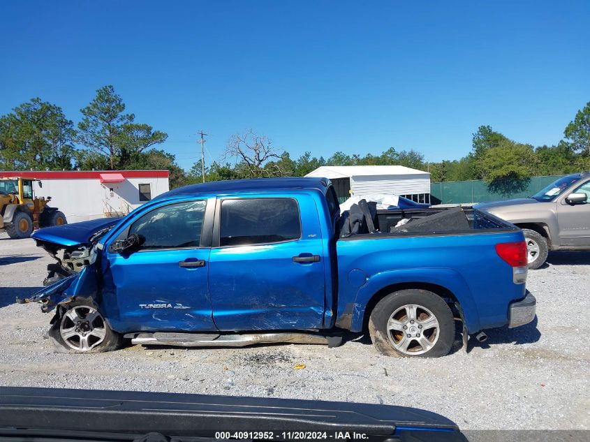 2007 Toyota Tundra Sr5 5.7L V8 VIN: 5TFEV54147X028098 Lot: 40912952