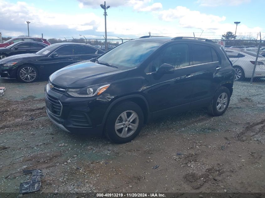 VIN KL7CJPSB1KB914828 2019 Chevrolet Trax, LT no.2