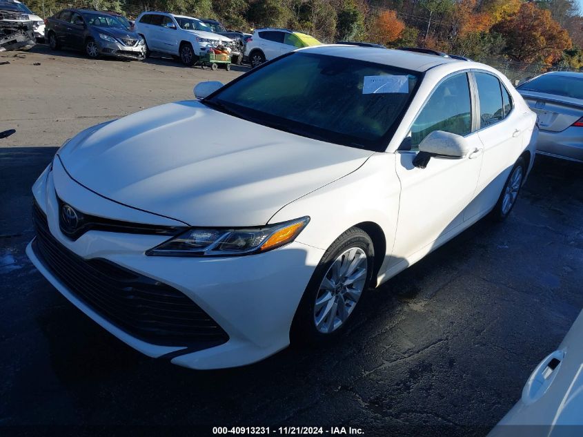 2019 Toyota Camry Le VIN: 4T1B11HK5KU758862 Lot: 40913231