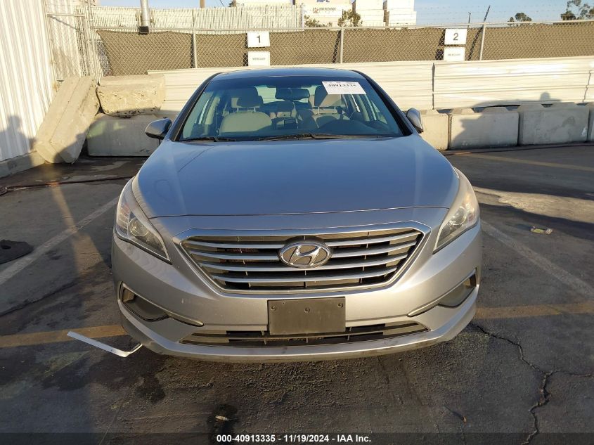 2017 Hyundai Sonata Se VIN: 5NPE24AF5HH574179 Lot: 40913335