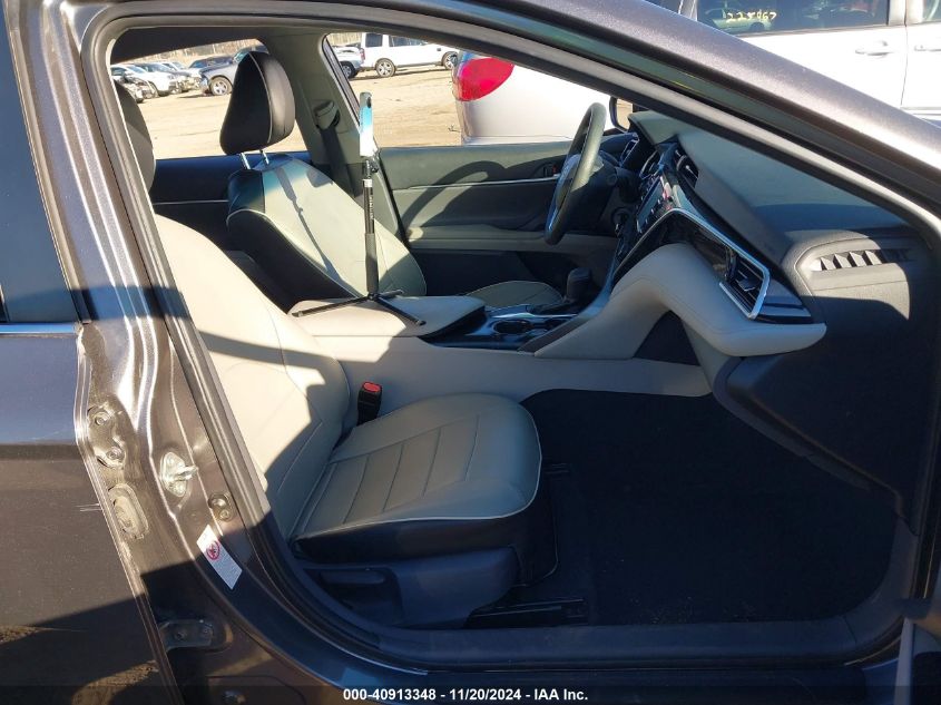 2018 TOYOTA CAMRY VIN: 4T1B11HK7JU520980