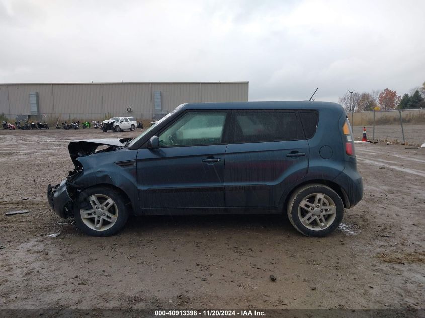 2011 Kia Soul + VIN: KNDJT2A21B7198363 Lot: 40913398