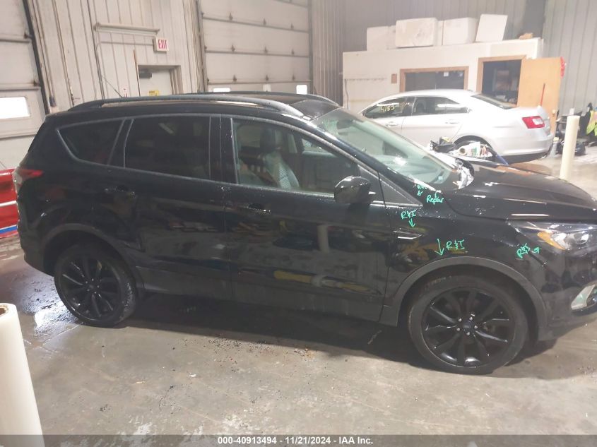 2017 FORD ESCAPE SE - 1FMCU9G90HUC64989