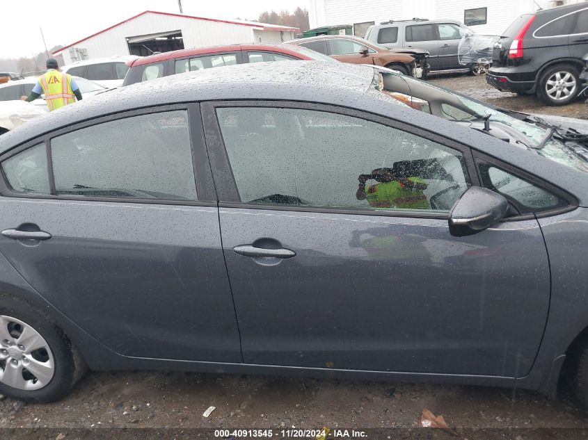 VIN KNAFX4A60F5389814 2015 KIA FORTE no.13