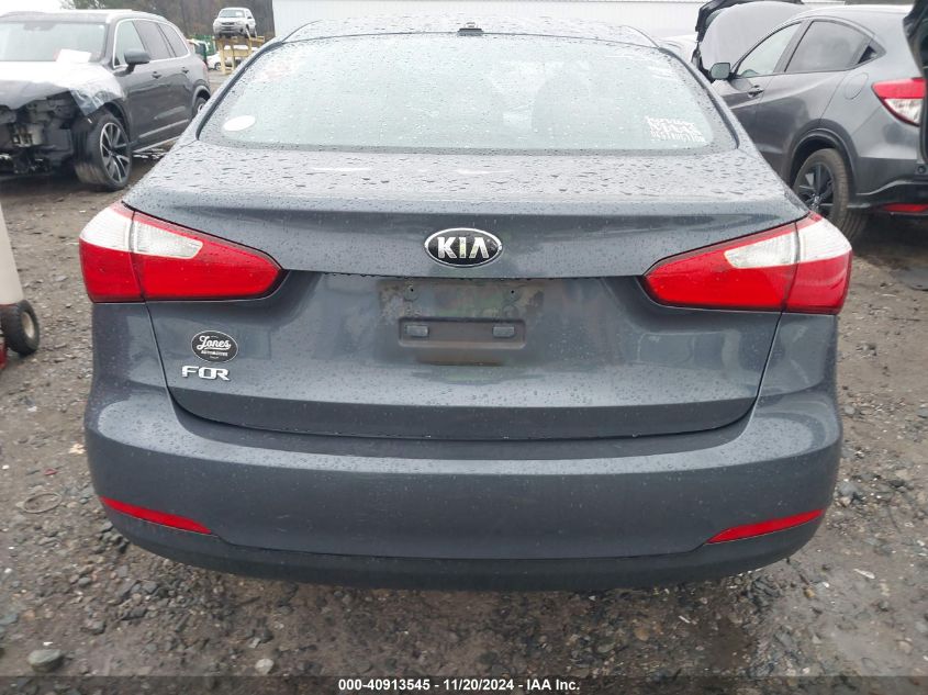 VIN KNAFX4A60F5389814 2015 KIA FORTE no.16