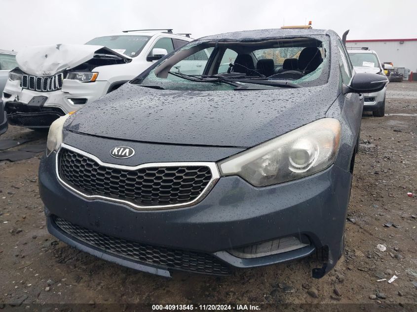 VIN KNAFX4A60F5389814 2015 KIA FORTE no.6