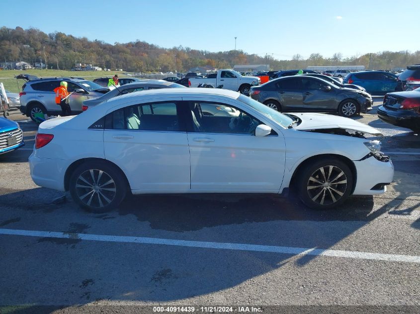 2013 Chrysler 200 Limited VIN: 1C3CCBCGXDN667227 Lot: 40914439