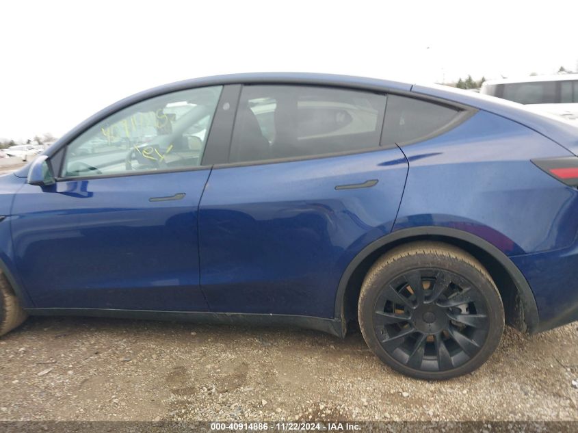 VIN 7SAYGDEE3PF847054 2023 Tesla Model Y, Awd/Long... no.14