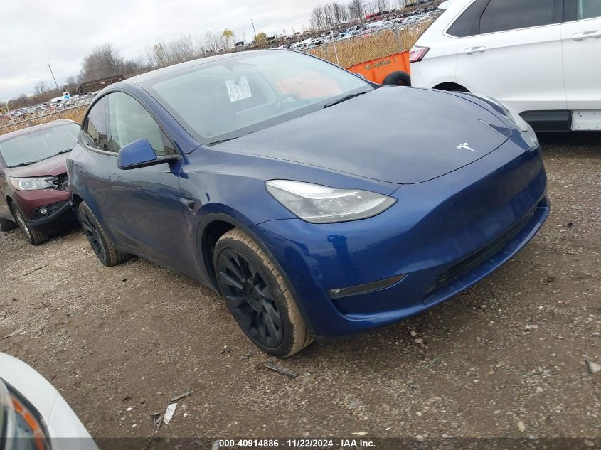 VIN 7SAYGDEE3PF847054 2023 Tesla Model Y, Awd/Long... no.1