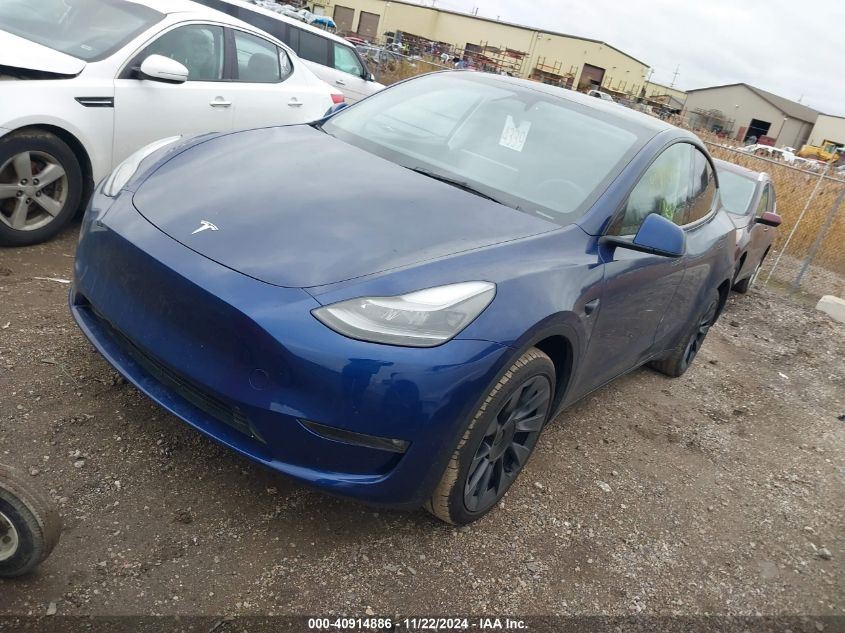 VIN 7SAYGDEE3PF847054 2023 Tesla Model Y, Awd/Long... no.2