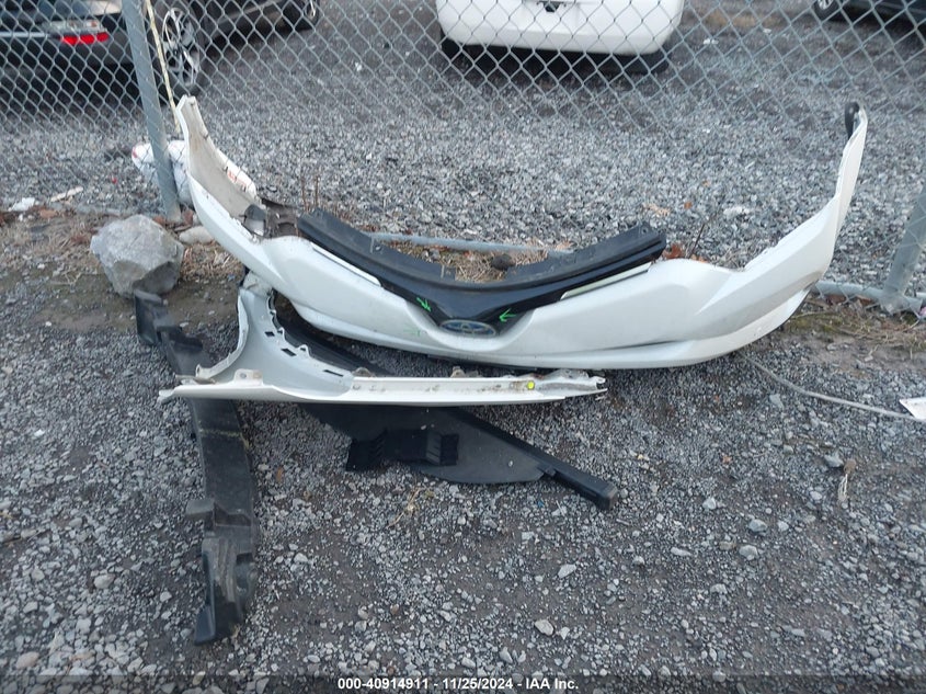 2017 TOYOTA RAV4 HYBRID LIMITED - JTMDJREV9HD148868