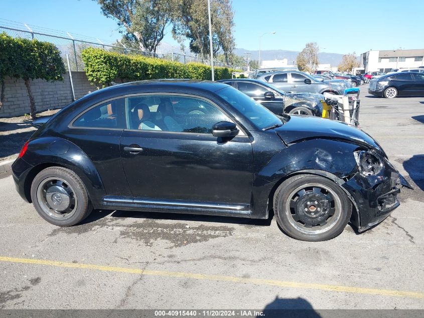 2015 Volkswagen Beetle 1.8T Classic VIN: 3VWF17AT6FM656800 Lot: 40915440