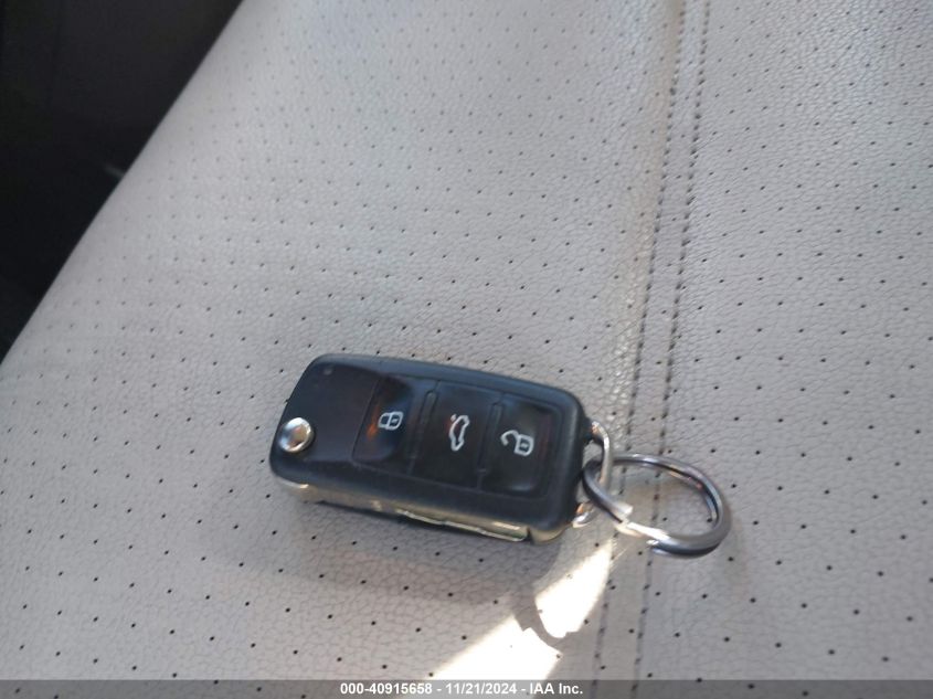 2017 VOLKSWAGEN JETTA 1.4T SE - 3VWDB7AJ5HM376887