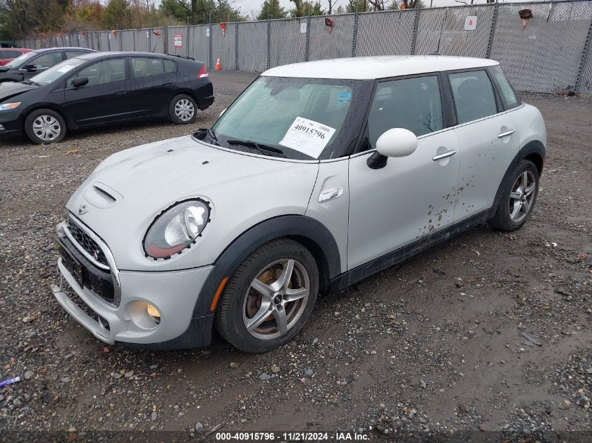 VIN WMWXU3C50H2D33200 2017 MINI HARDTOP no.2