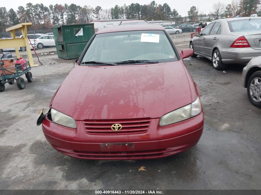 1997 Toyota Camry Le VIN: 4T1BG22K5VU100654 Lot: 40916443