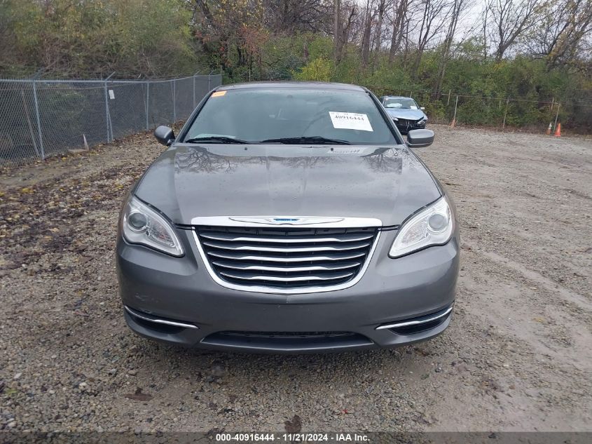 2013 Chrysler 200 Touring VIN: 1C3CCBBG9DN623933 Lot: 40916444