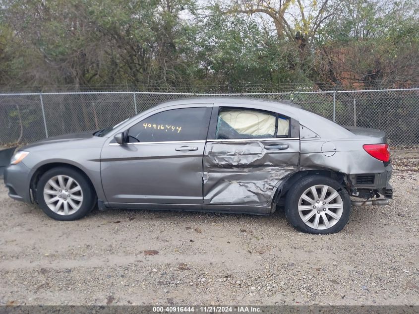 2013 Chrysler 200 Touring VIN: 1C3CCBBG9DN623933 Lot: 40916444