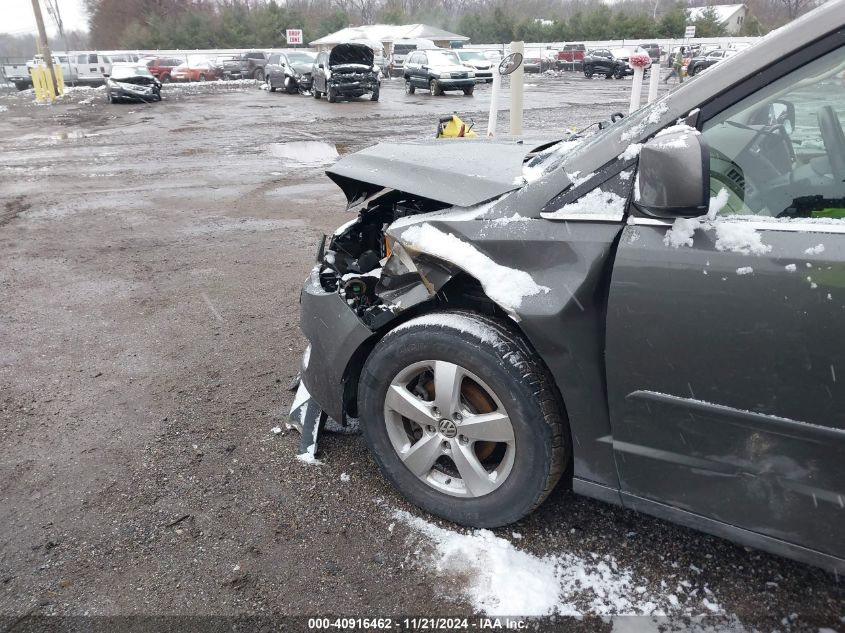 2010 Volkswagen Routan Se VIN: 2V4RW3D18AR295436 Lot: 40916462