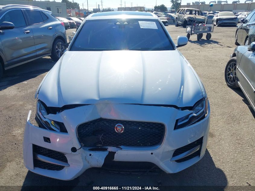 2017 Jaguar Xf 35T R-Sport VIN: SAJBF4BV3HCY33939 Lot: 40916665