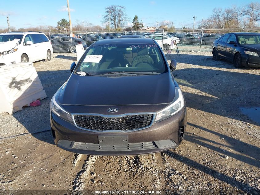 2018 Kia Forte Lx VIN: 3KPFL4A78JE213792 Lot: 40916738