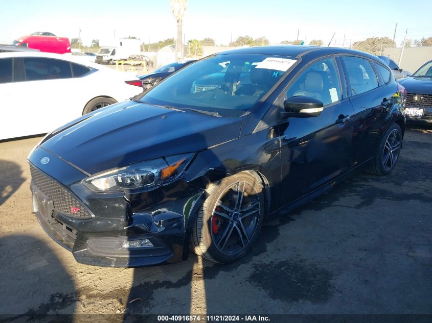 VIN 1FADP3L9XJL303835 2018 FORD FOCUS ST