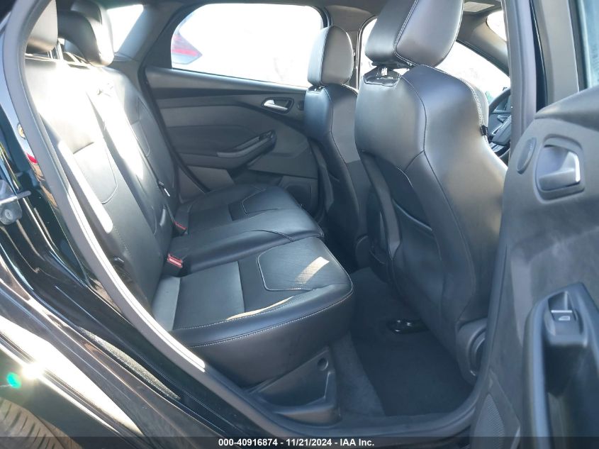VIN 1FADP3L9XJL303835 2018 FORD FOCUS ST