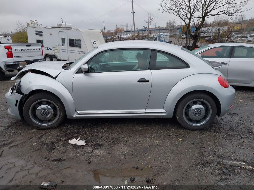 2015 Volkswagen Beetle 1.8T Classic VIN: 3VWF17AT8FM647032 Lot: 40917053