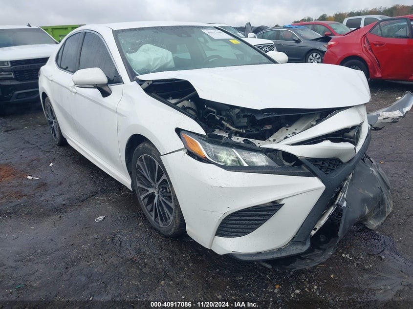 2019 TOYOTA CAMRY VIN: 4T1B11HK5KU742807