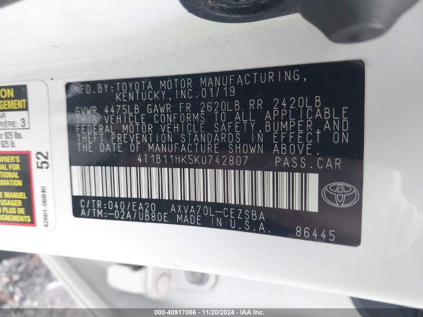 2019 TOYOTA CAMRY VIN: 4T1B11HK5KU742807