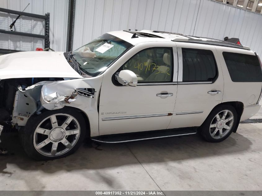 2007 Cadillac Escalade Standard VIN: 1GYFK63887R295356 Lot: 40917352