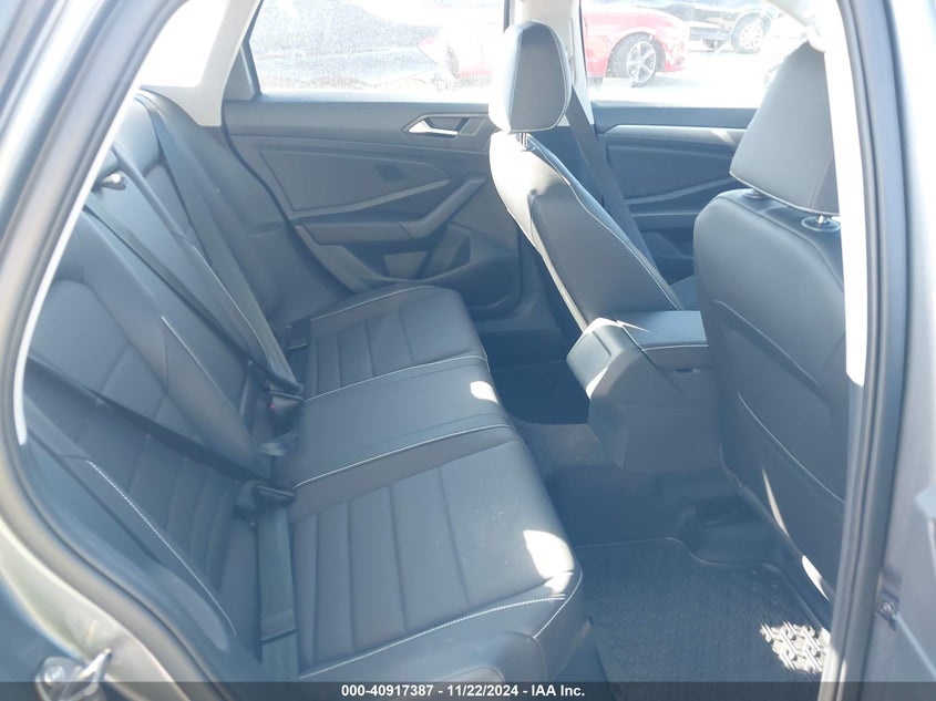 2024 VOLKSWAGEN JETTA 1.5L I-4 DI, DOHC, V(VIN: 3VW7M7BUXRM022106