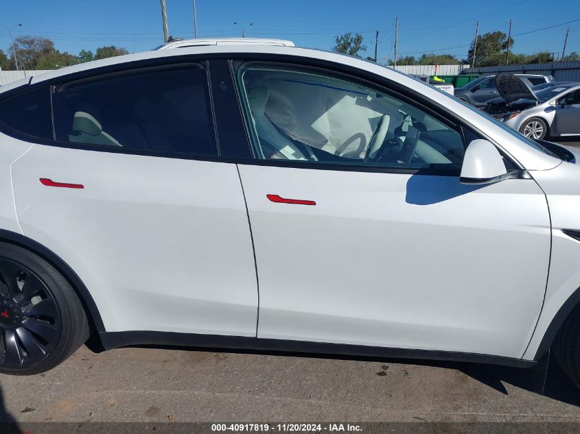 2024 Tesla Model Y Performance Dual Motor All-Wheel Drive VIN: 7SAYGDEF7RA335483 Lot: 40917819