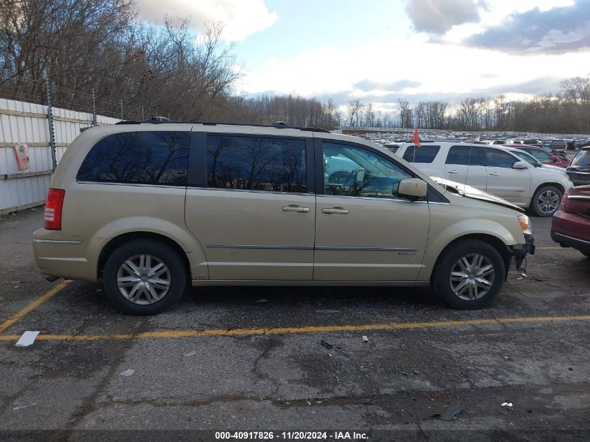 2010 Chrysler Town & Country Touring VIN: 2A4RR5D17AR299839 Lot: 40917826