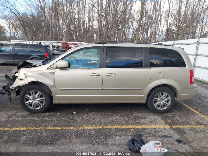 2010 Chrysler Town & Country Touring VIN: 2A4RR5D17AR299839 Lot: 40917826