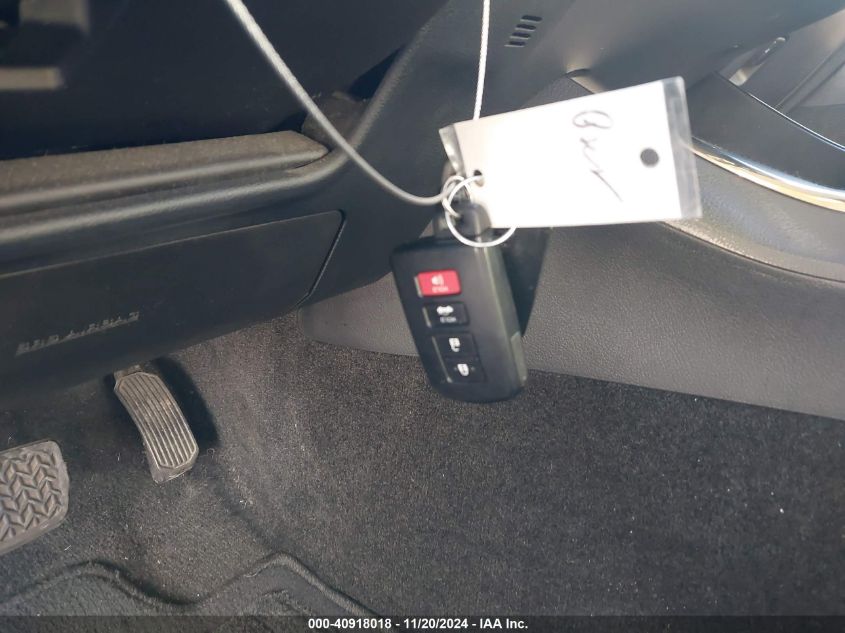 Image 11 of 2015 Toyota Avalon  salvage vehicle - Lot #40918018 at IAAI
