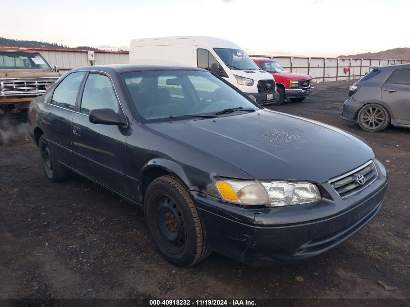 2001 Toyota Camry Le VIN: 4T1BG22K11U850546 Lot: 40918232