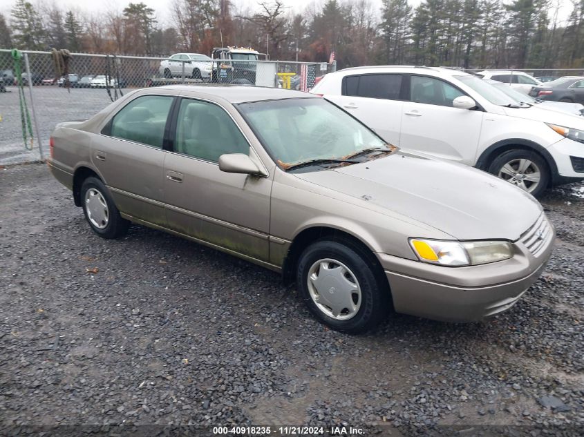 1999 Toyota Camry Ce VIN: 4T1BG22K6XU877119 Lot: 40918235