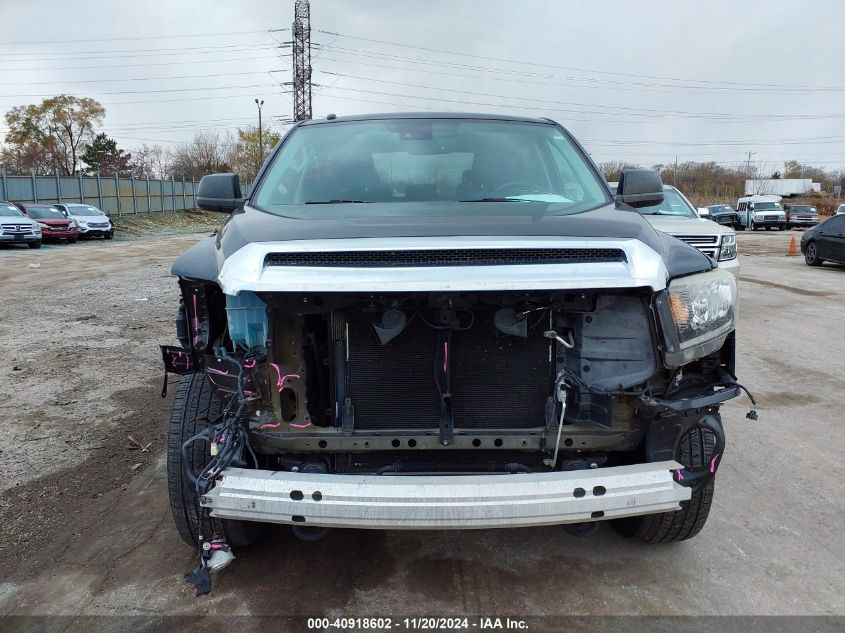 2019 Toyota Tundra Sr5 5.7L V8 VIN: 5TFDW5F16KX789536 Lot: 40918602