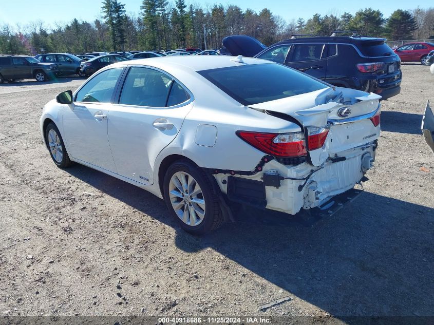 VIN JTHBW1GG5D2014050 2013 Lexus ES, 300H no.3