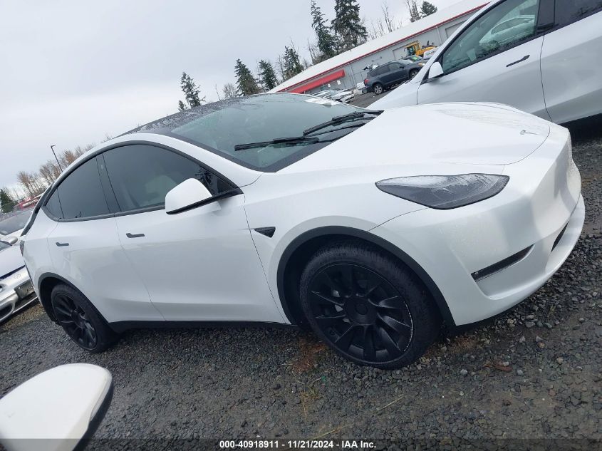 2023 Tesla Model Y Awd/Long Range Dual Motor All-Wheel Drive VIN: 7SAYGDEE3PF689489 Lot: 40918911