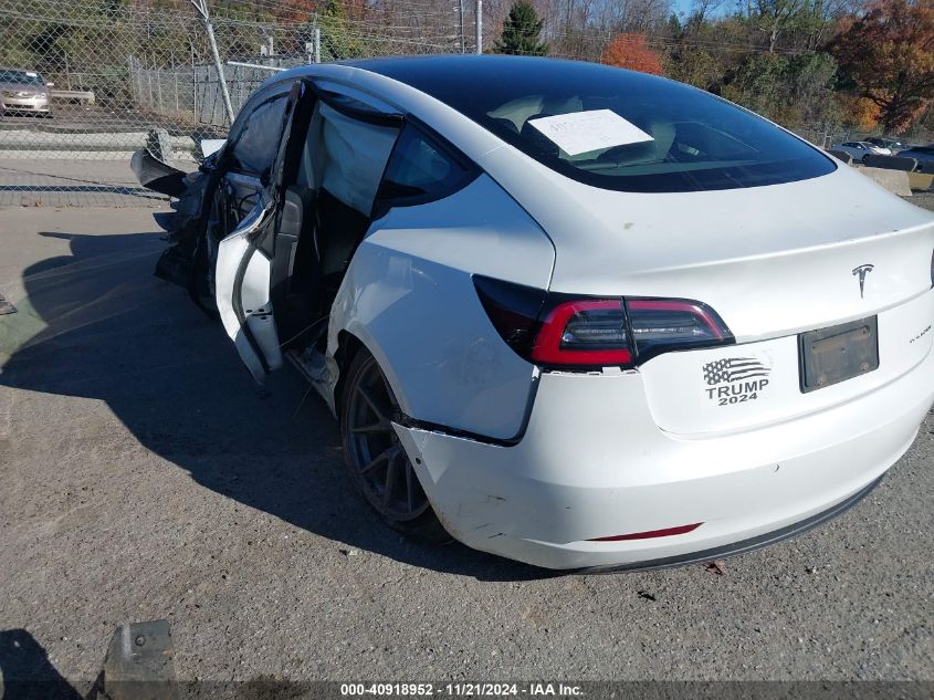 2022 Tesla Model 3 Long Range Dual Motor All-Wheel Drive VIN: 5YJ3E1EB7NF334002 Lot: 40918952