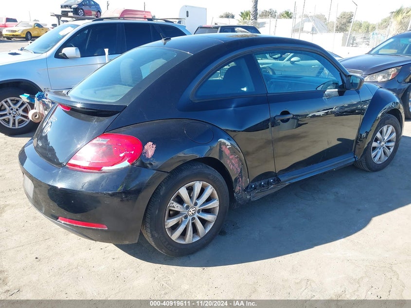 2016 VOLKSWAGEN BEETLE 1.8T S - 3VWF07AT0GM634893