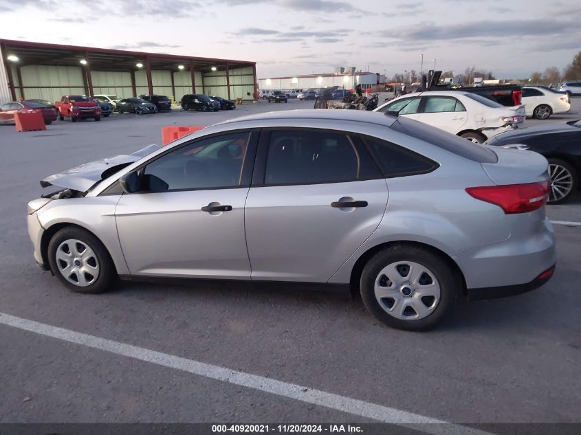 2017 Ford Focus S VIN: 1FADP3E20HL307998 Lot: 40920021