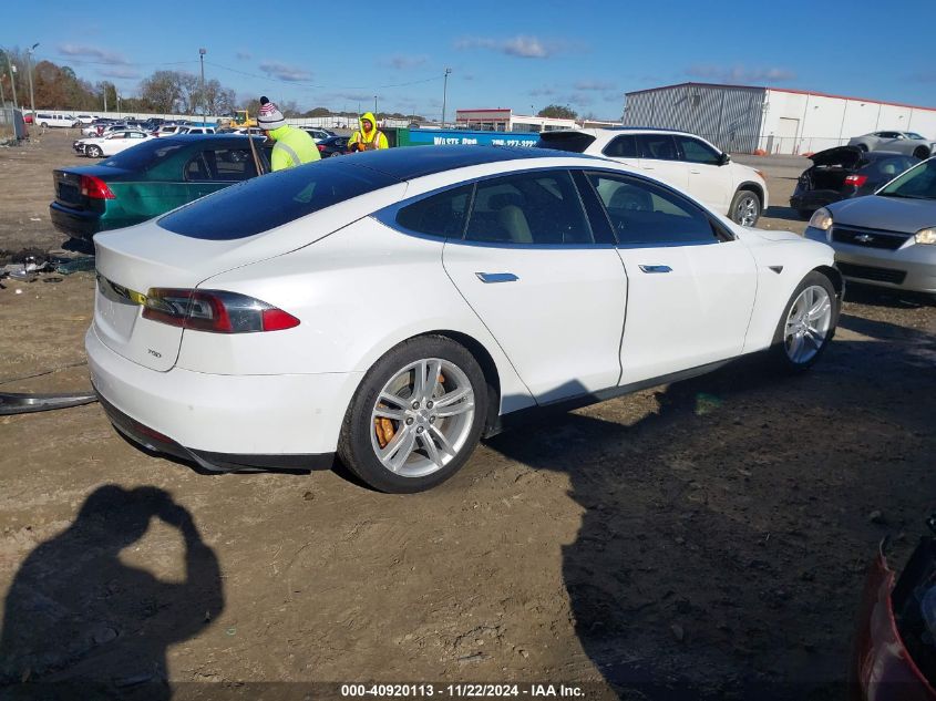 VIN 5YJSA1S26FF084796 2015 Tesla Model S, 70D/85D/P85D no.4