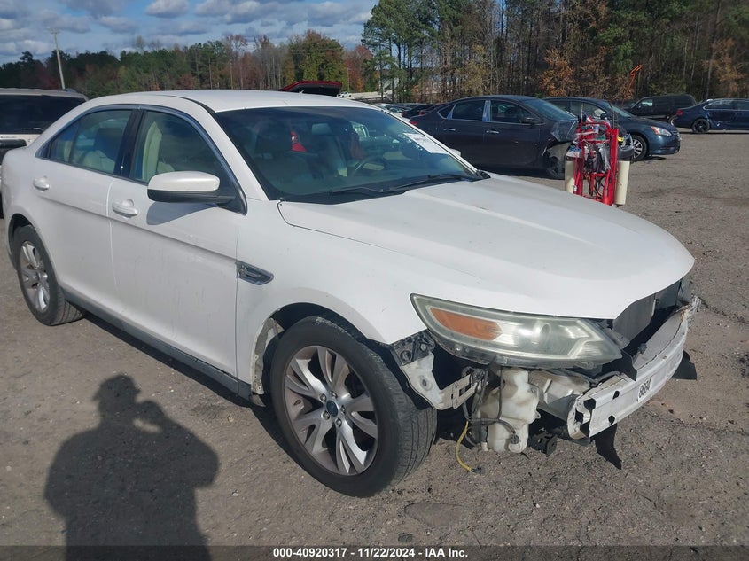 2011 FORD TAURUS