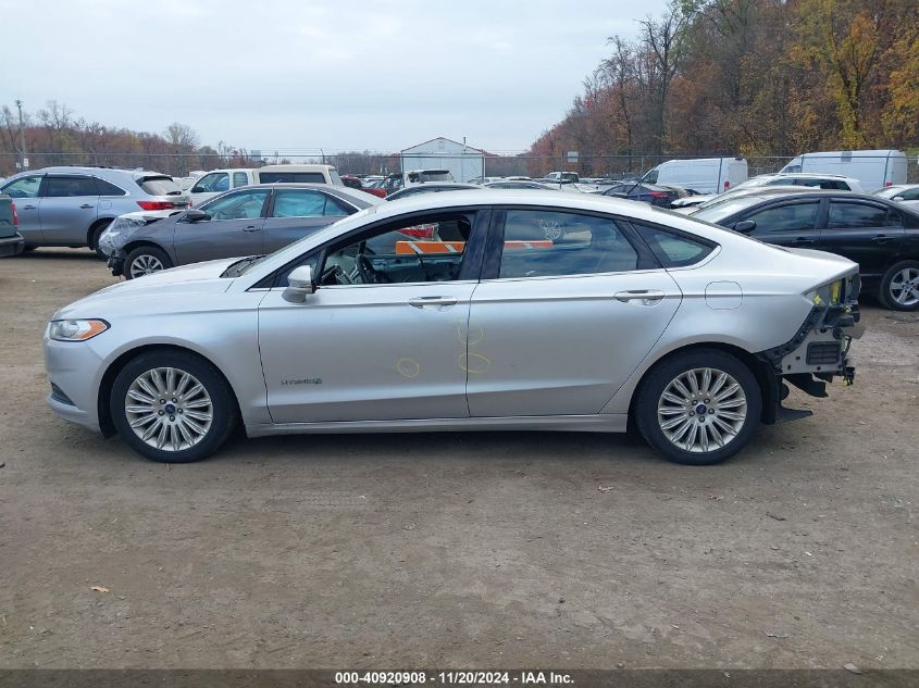 2016 Ford Fusion Hybrid Se VIN: 3FA6P0LU3GR127135 Lot: 40920908