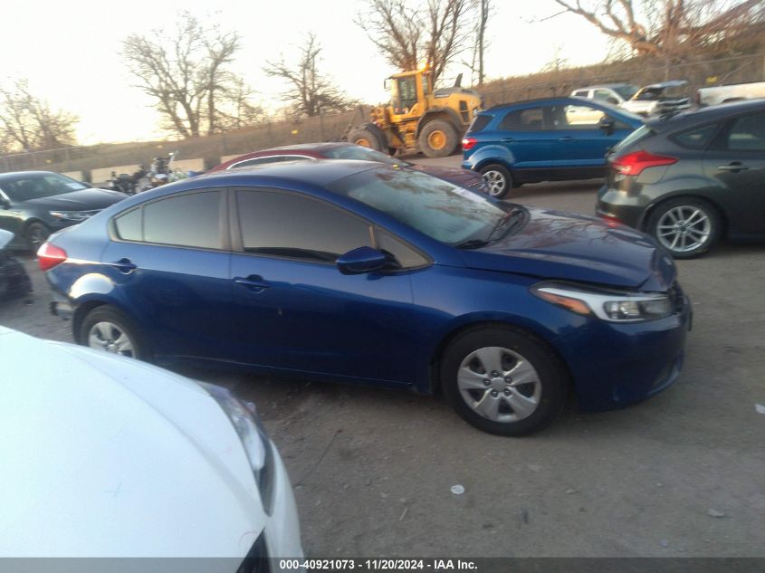 2017 Kia Forte Lx VIN: 3KPFK4A77HE107203 Lot: 40921073